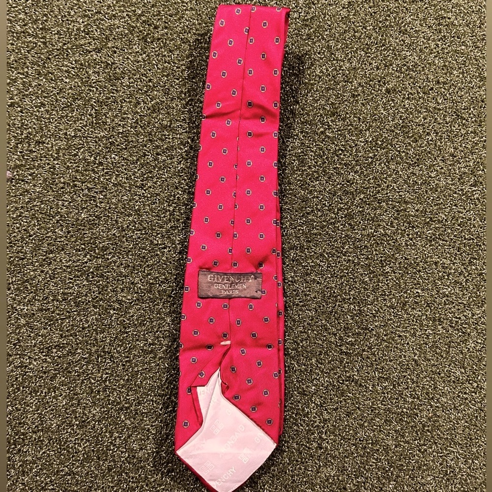Givenchy Red Graphic Silk Tie